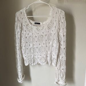 Crochet cropped off white top